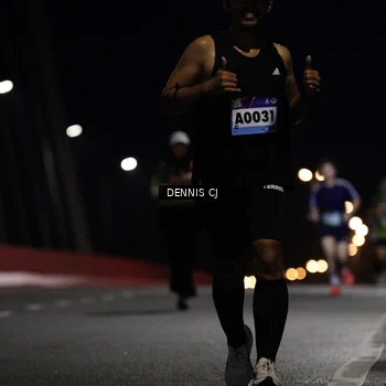 Runner Photo 9219936