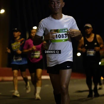 Runner Photo 9220023