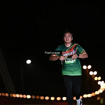 Runner Photo 9220123