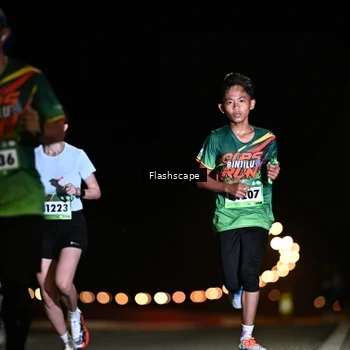 Runner Photo 9220639