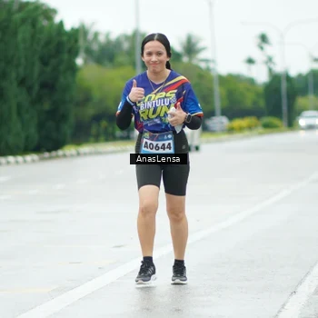 Runner Photo 9220653
