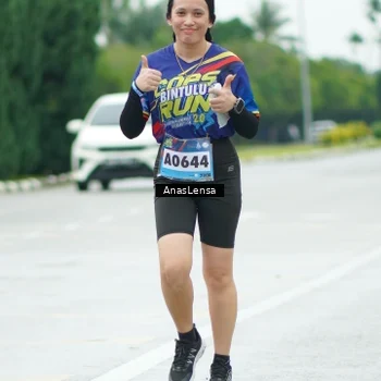 Runner Photo 9220661