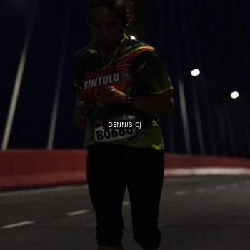 Runner Photo 9220677