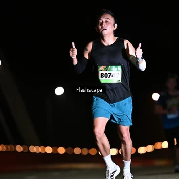 Runner Photo 9220882