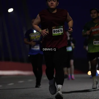 Runner Photo 9221070