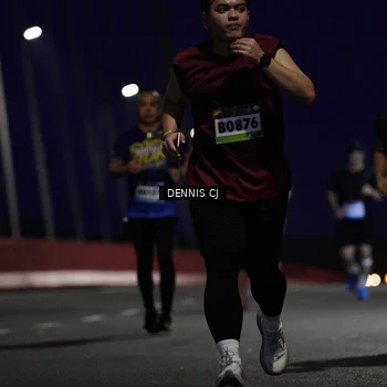 Runner Photo 9221082