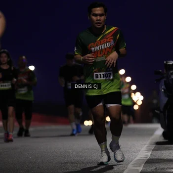 Runner Photo 9221090