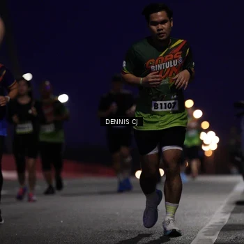 Runner Photo 9221092
