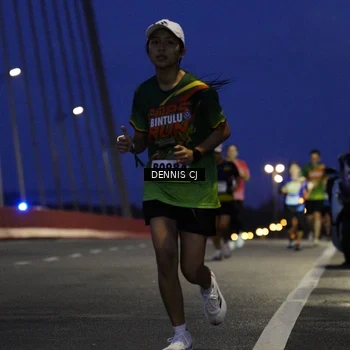Runner Photo 9221191