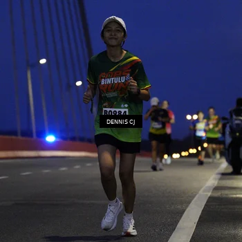 Runner Photo 9221198