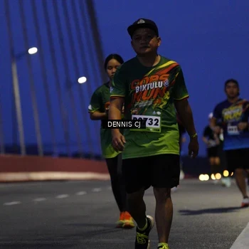 Runner Photo 9221368