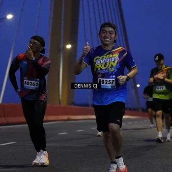 Runner Photo 9221392