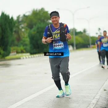 Runner Photo 9221394