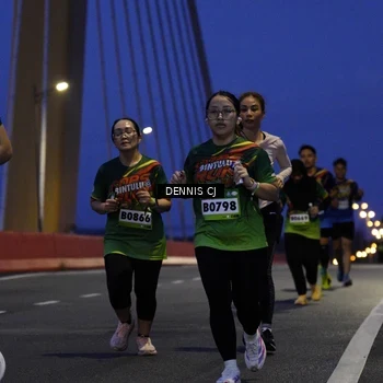 Runner Photo 9221426