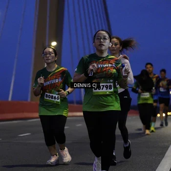 Runner Photo 9221427