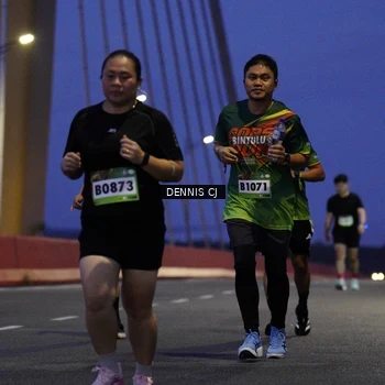 Runner Photo 9221510