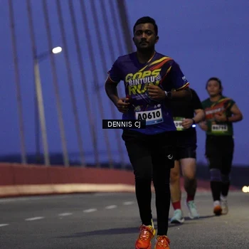 Runner Photo 9221538