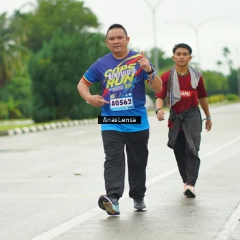 Runner Photo 9221744