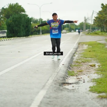Runner Photo 9221991