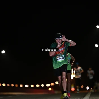 Runner Photo 9222000