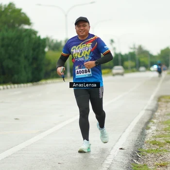 Runner Photo 9222029