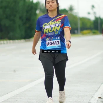 Runner Photo 9223194