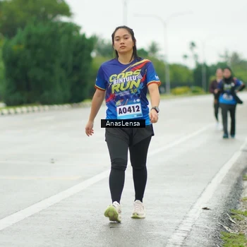 Runner Photo 9223210