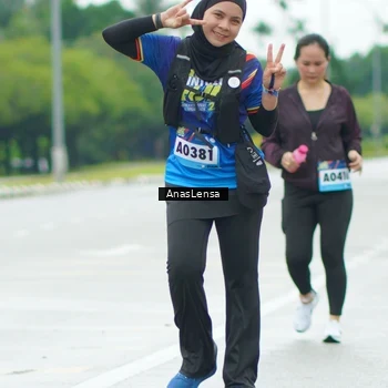 Runner Photo 9223282