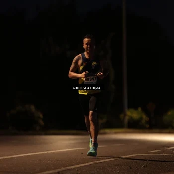 Runner Photo 9223296