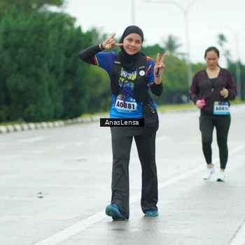 Runner Photo 9223339