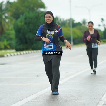 Runner Photo 9223356