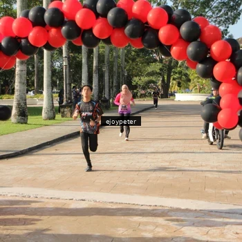 Runner Photo 9223744