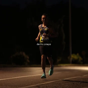 Runner Photo 9224012