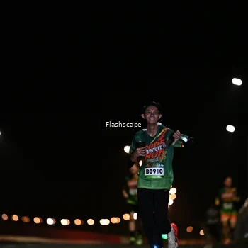 Runner Photo 9224991