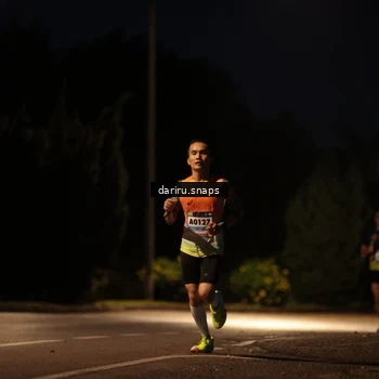 Runner Photo 9225008