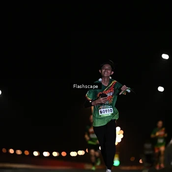 Runner Photo 9225011