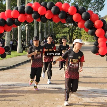 Runner Photo 9225068