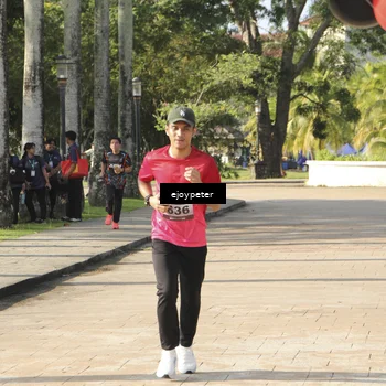 Runner Photo 9225171