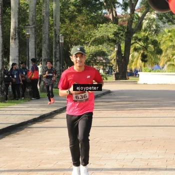 Runner Photo 9225215