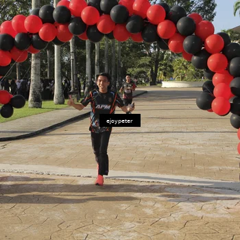 Runner Photo 9225296