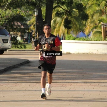 Runner Photo 9225344