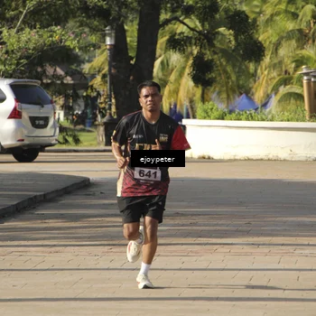 Runner Photo 9225376