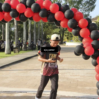 Runner Photo 9225500