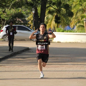Runner Photo 9225653