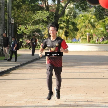 Runner Photo 9225695