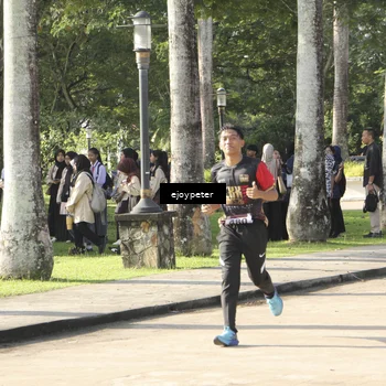 Runner Photo 9226396