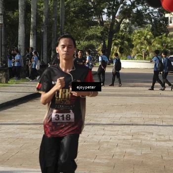 Runner Photo 9227636