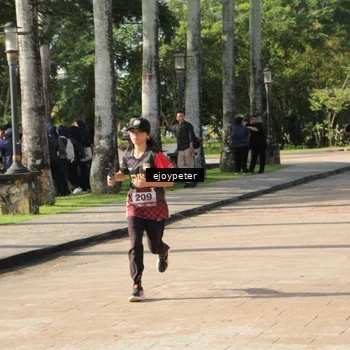 Runner Photo 9227998