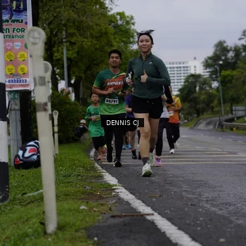 Runner Photo 9228010
