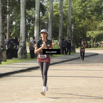 Runner Photo 9228021